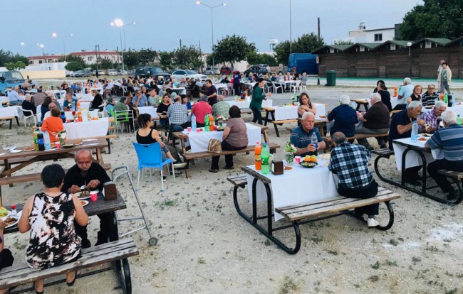 &quot;Ulu bir çınar gibiydi yaşlılarımız, gölgesinde olmak bile yeterdi.&quot;